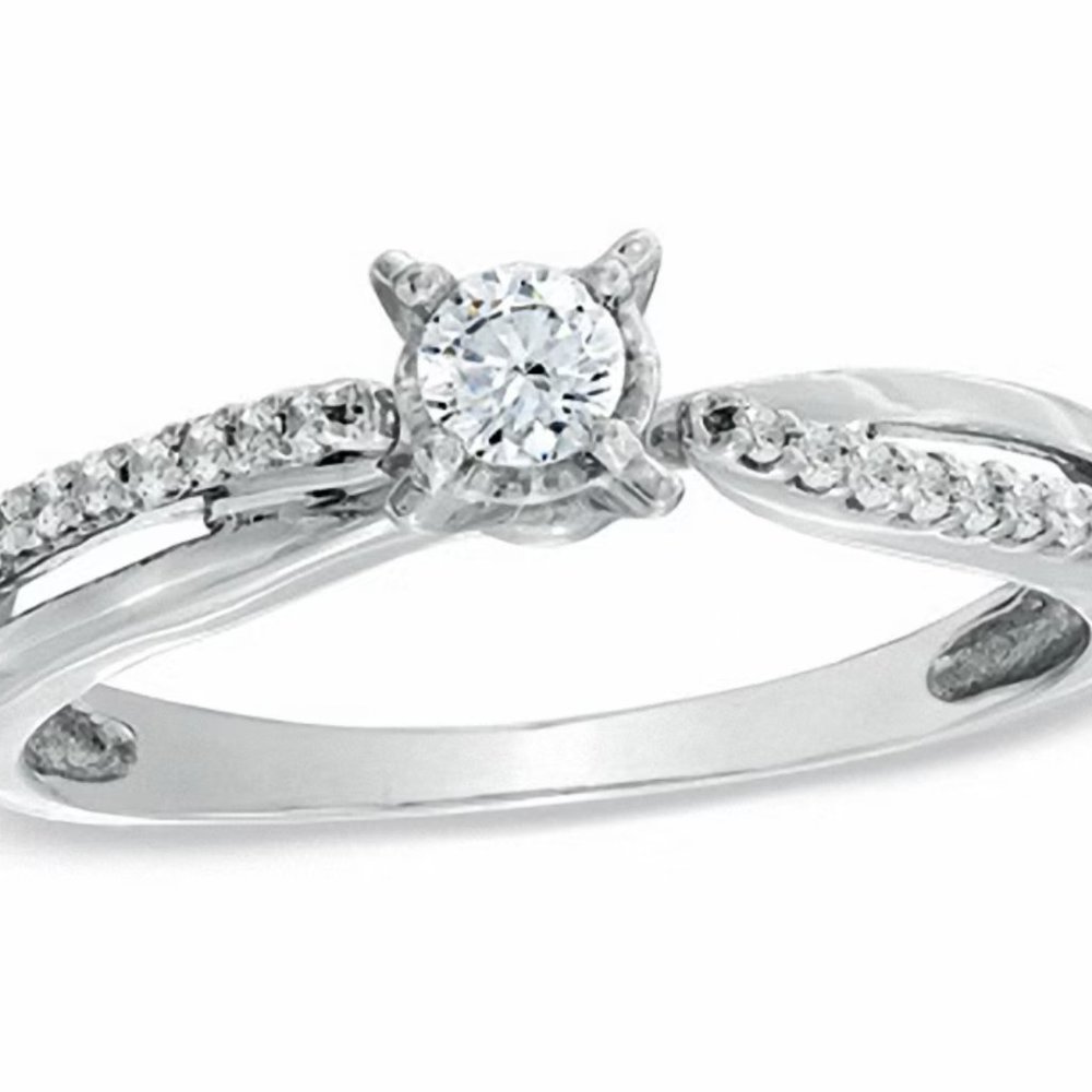 1/4 CT. T.W. Diamond Crisscross Promise Ring in 10K White Gold
